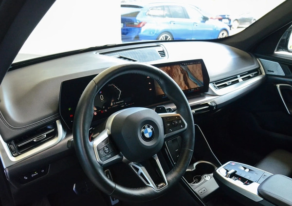 BMW X1 cena 229900 przebieg: 26546, rok produkcji 2023 z Warka małe 596